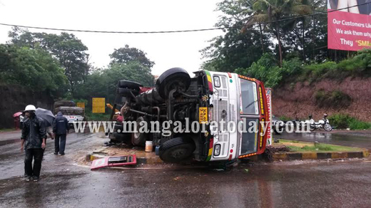 Lorry flips  1